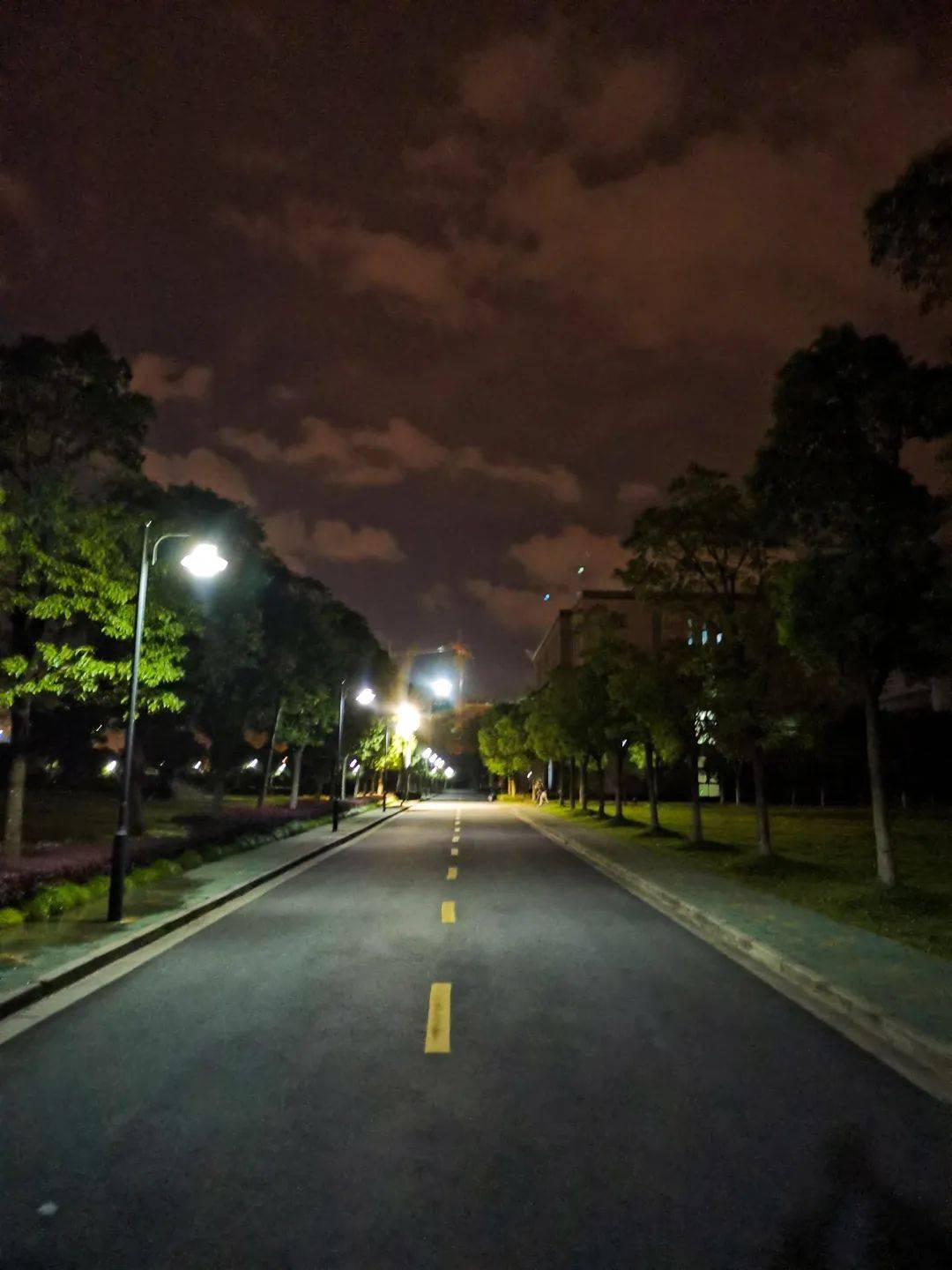 夜色快憣破解版_夜色快憣_夜色快憣vip破解版