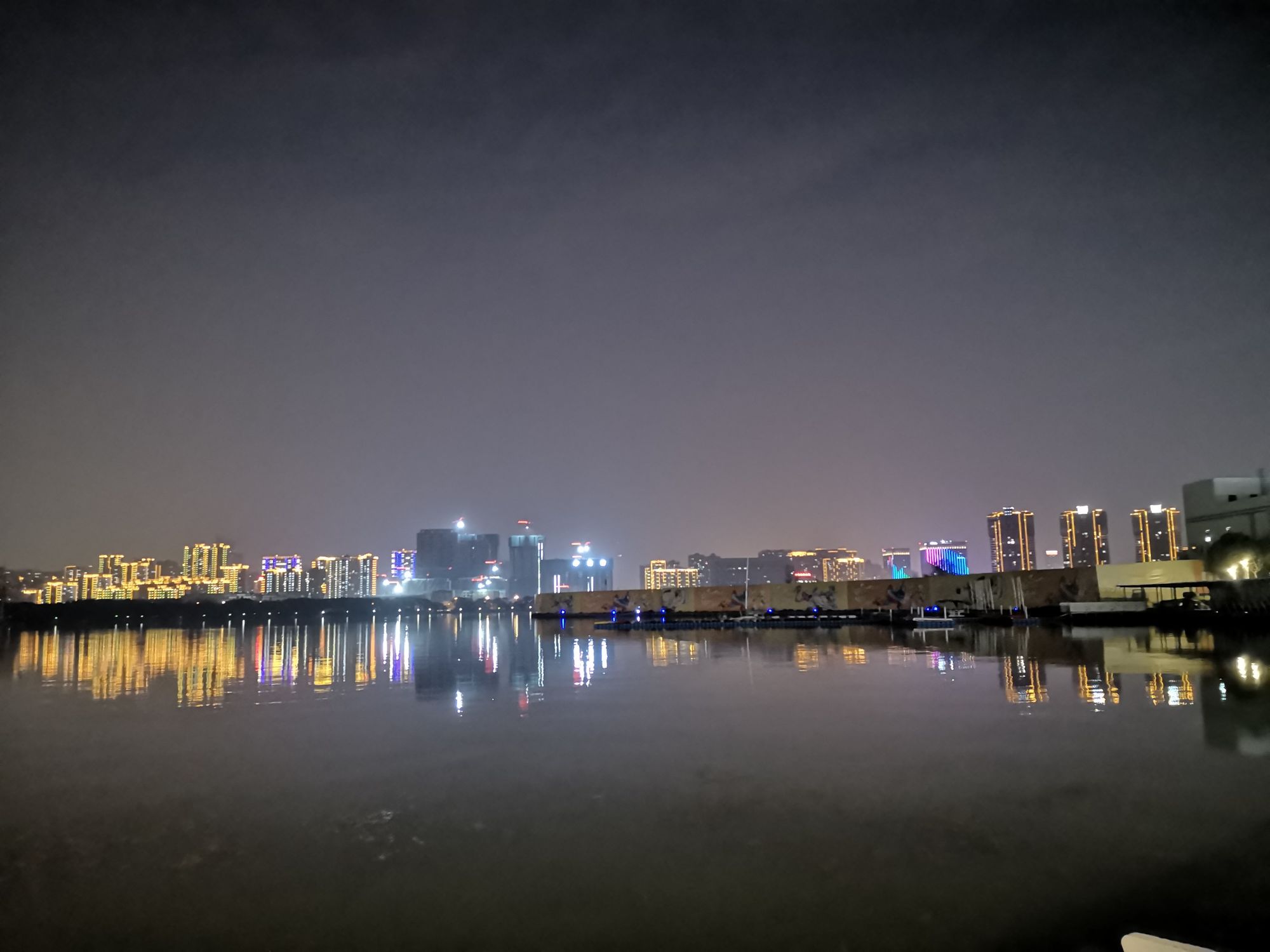 夜色快憣_夜色快憣vip破解版_夜色快憣破解版