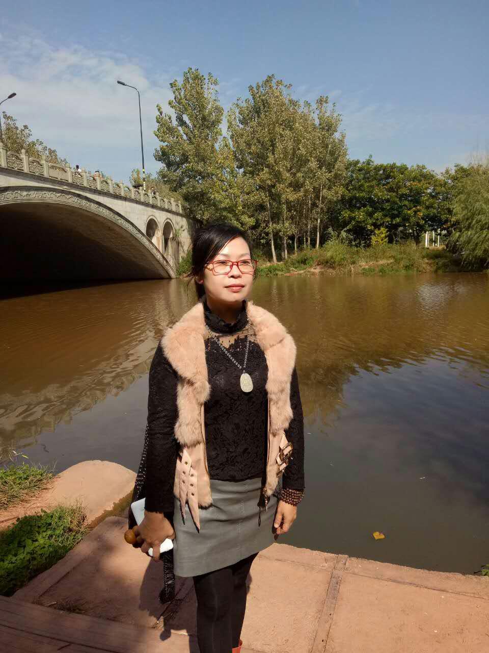 偏爱交友怎么赚钱_交友偏好_偏爱交友