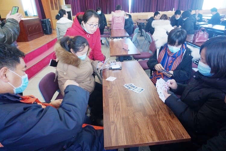 德克萨斯扑克游戏_德克萨斯扑克比赛_德克萨斯扑克牌比赛视频