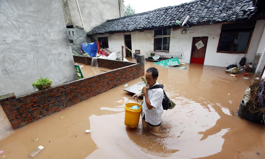 春雨惊春清谷天是什么诗_新惊天动地_春雨惊春清谷天的春