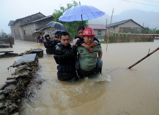 春雨惊春清谷天的春_新惊天动地_春雨惊春清谷天是什么诗