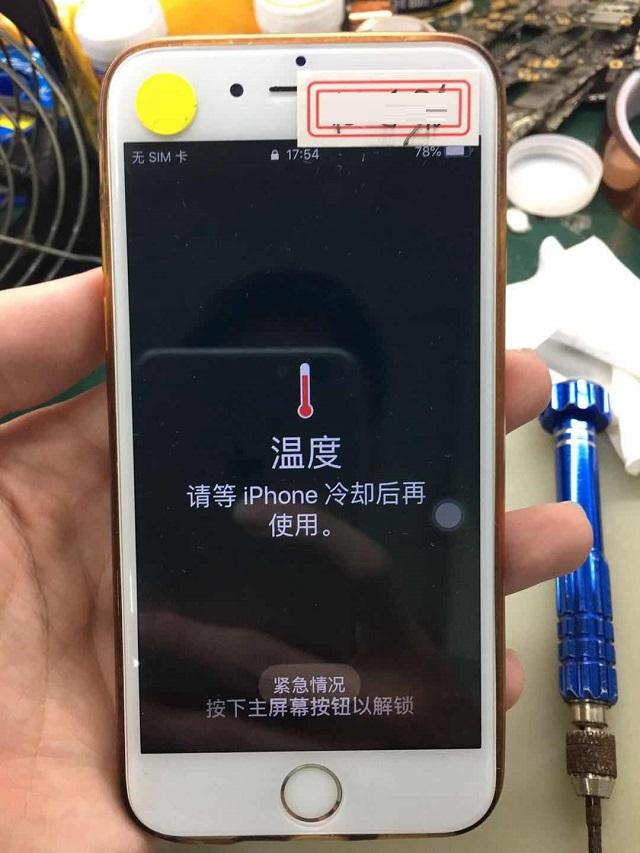 手机打游戏防烫多少度_手机烫打游戏会卡吗_手机烫玩游戏会卡吗