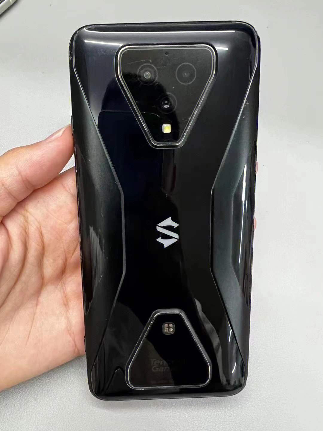 游戏性价比高的手机5g_5g手机游戏性价比高的手机_性能好的5g游戏手机