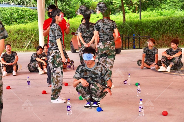 杀士兵游戏手机小游戏_士兵游戏手机版_士兵游戏