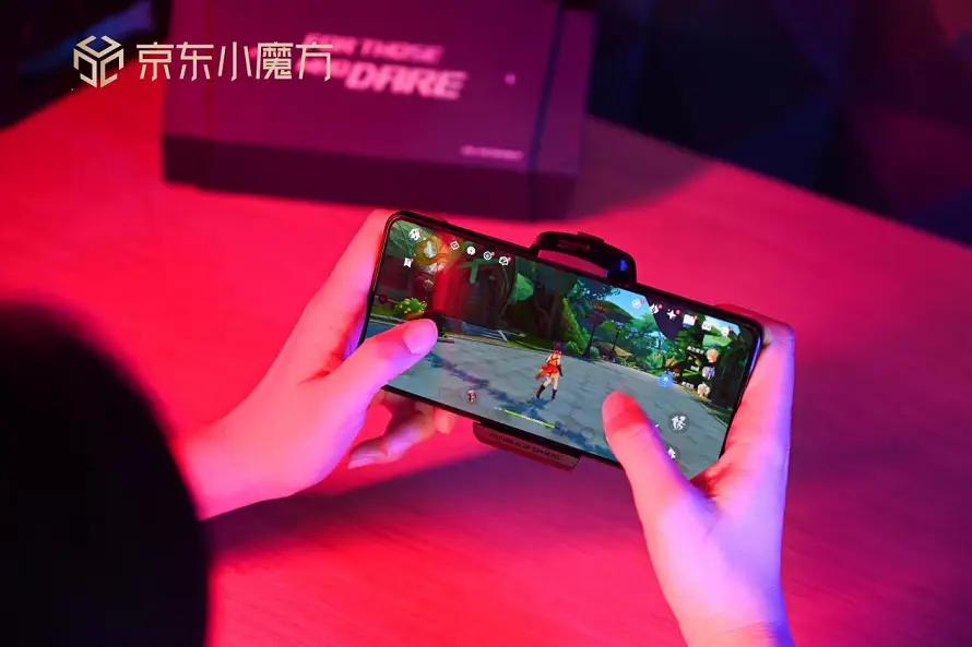 什么旗舰机玩游戏最好_旗舰机推荐游戏手机哪个好_那款旗舰机玩儿游戏最好