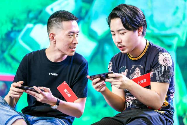 游戏主播用手机_十大可以做主播的游戏手机_主播手机做游戏可以吗